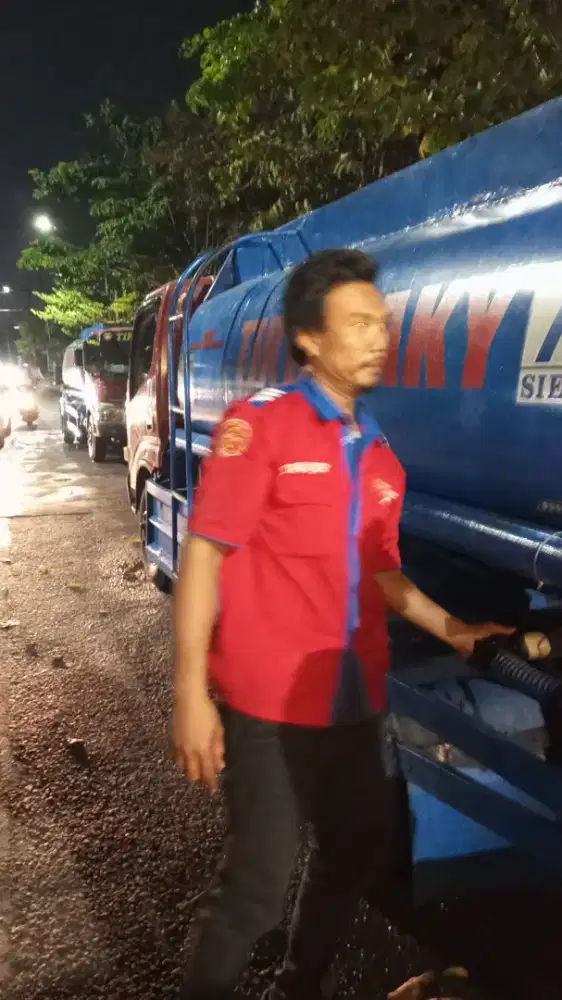 Supliyer air bersih BAYU BIRU RO KUSUMSI surabaya melayani 24 jam