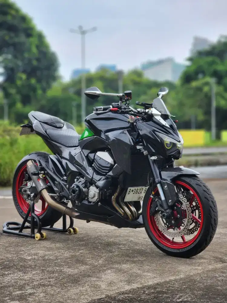 Kawasaki Z800 With Scorpio