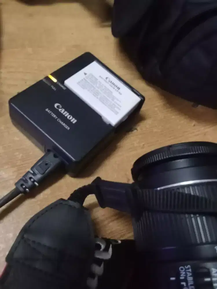 Kamera DSLR Canon 650d minus lcd