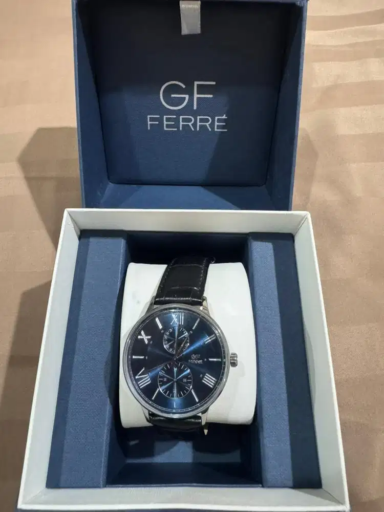 Jam Tangan Formal Pria merk GF Ferre
