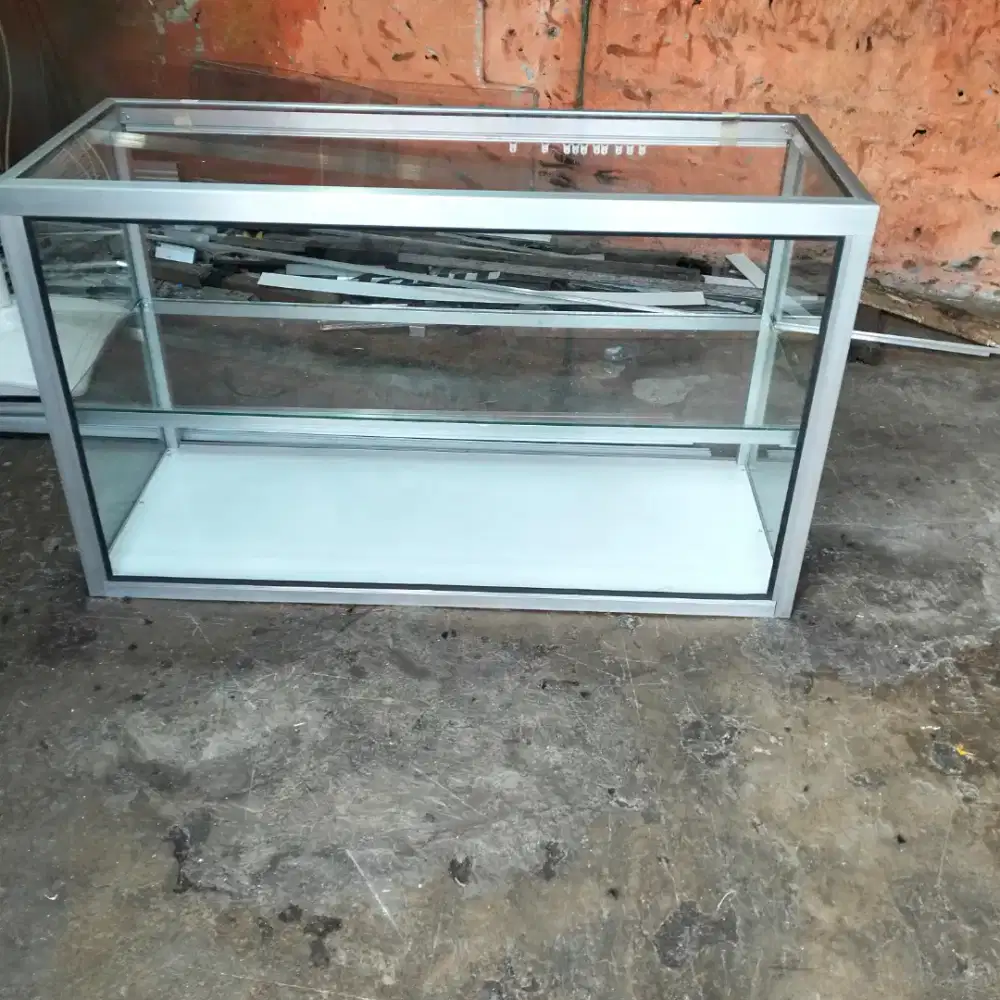 Rak etalase jualan makanan baru bukan bekas