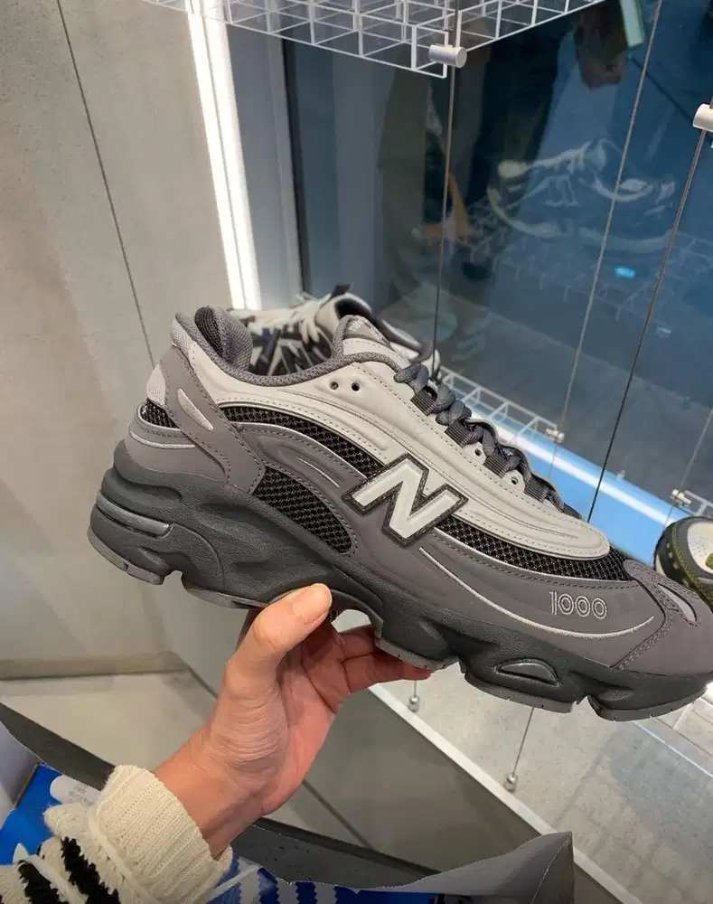 Jual New Balance 1000