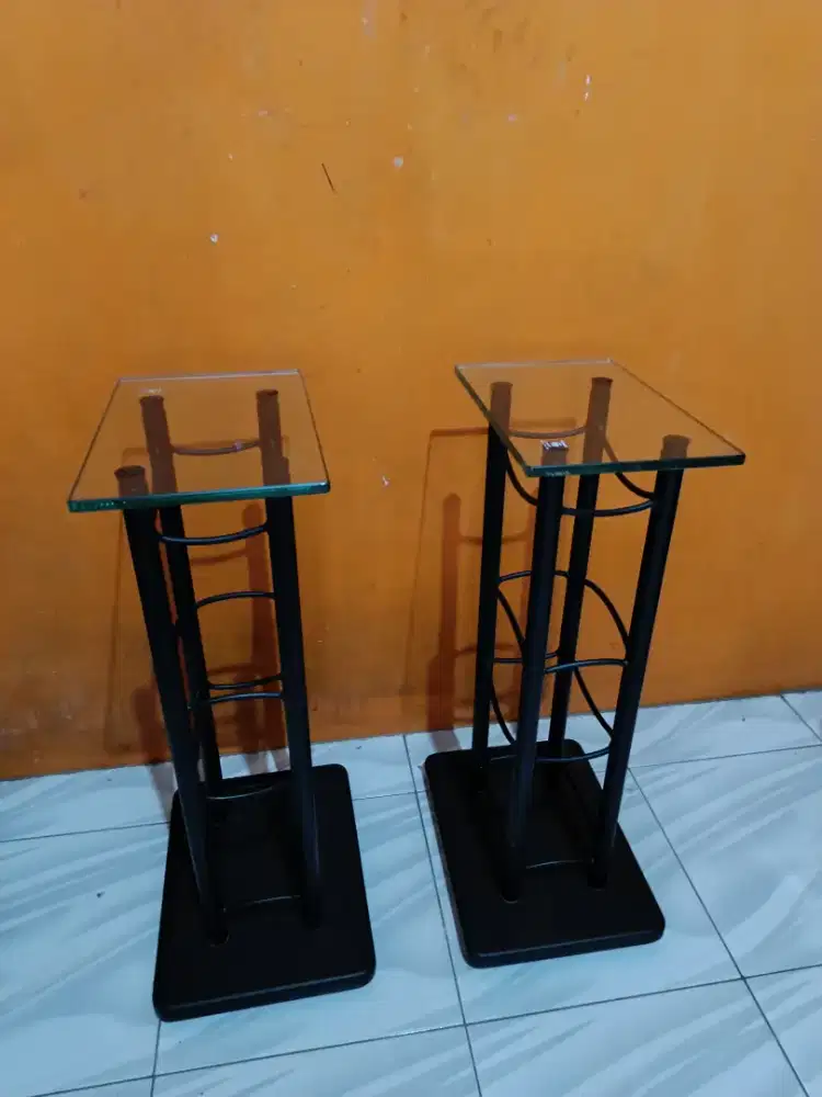 Stand speaker besi