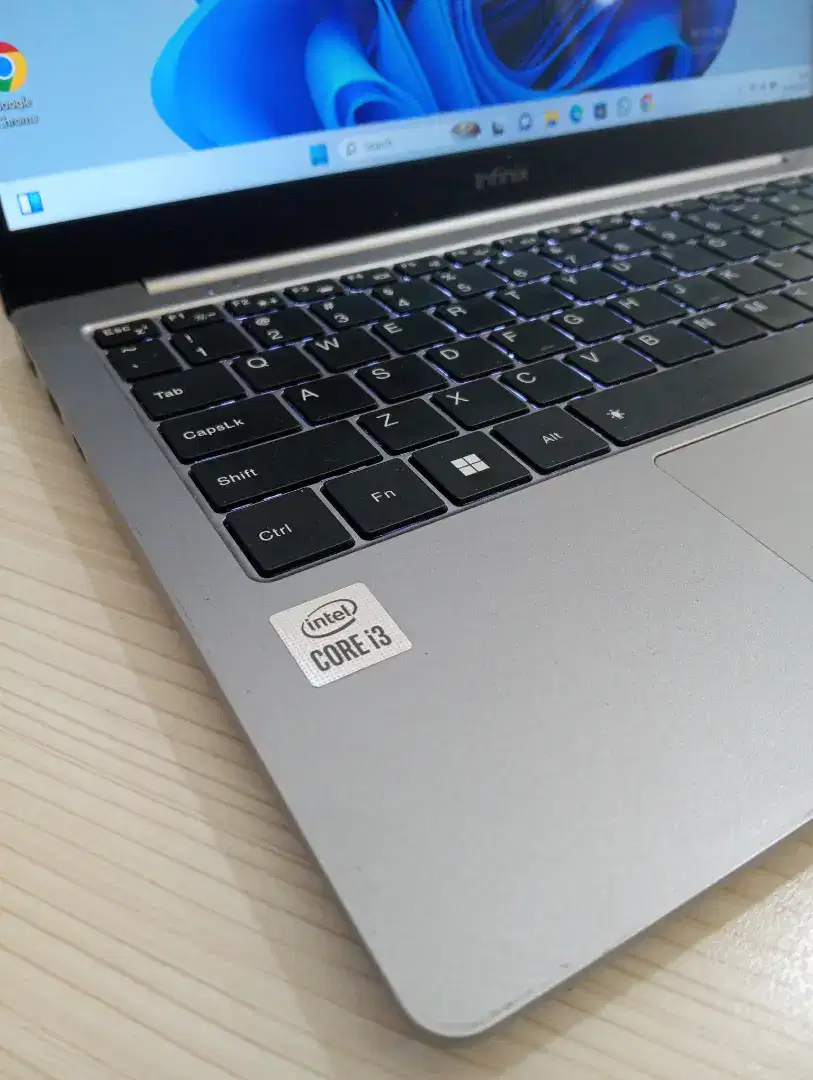 Intel Core i3 gen10 SSD 256 GB NVME RAM 4 GB DDR4
