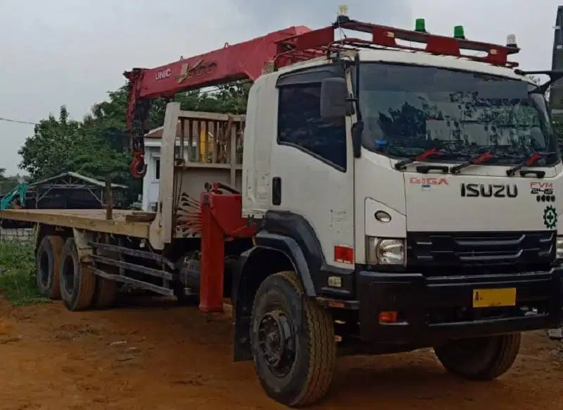 Dijual Truck Crane Isuzu Giga Model FVM 246 Tahun 2018 Kap. 8 Ton