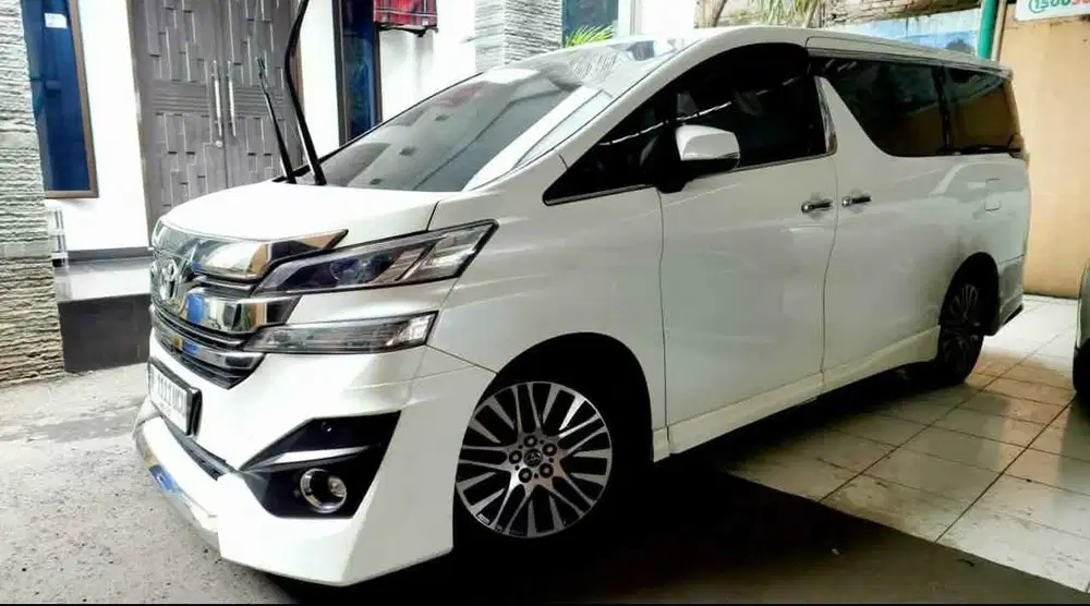 DP 0 Toyota Vellfire G 2.5 At 2015 Km 80 ribuan Top condition