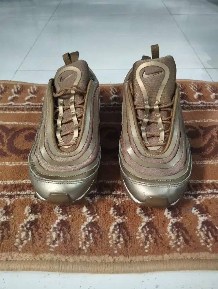 Sepatu Nike Air Max Size 42