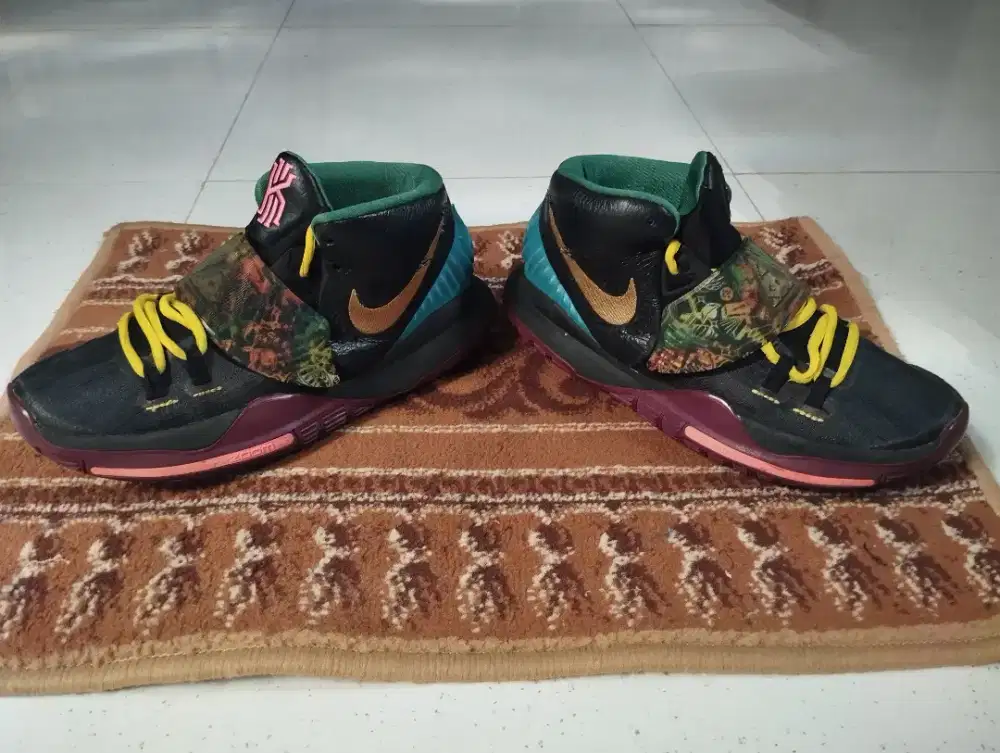 Sepatu Nike Kyrie 6 Size 42