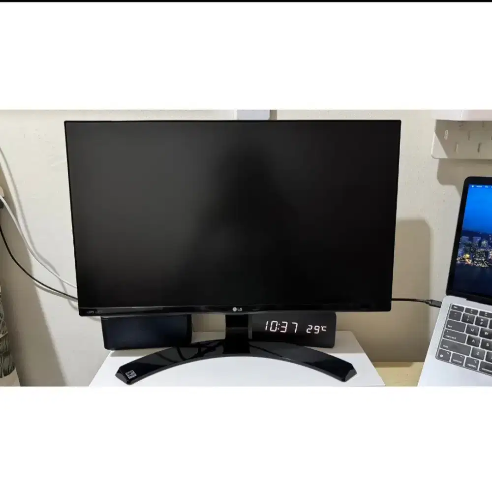 Monitor LG 22inch IPS