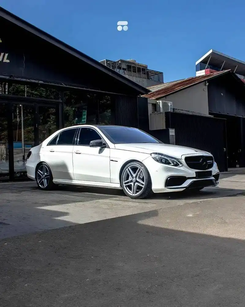 2014 Mercedes-Benz E63 AMG W212 Polar White Rare Item