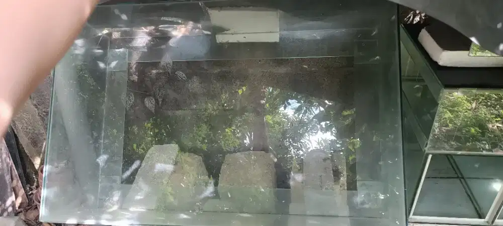 Aquarium Akuarium besar sedang kecil