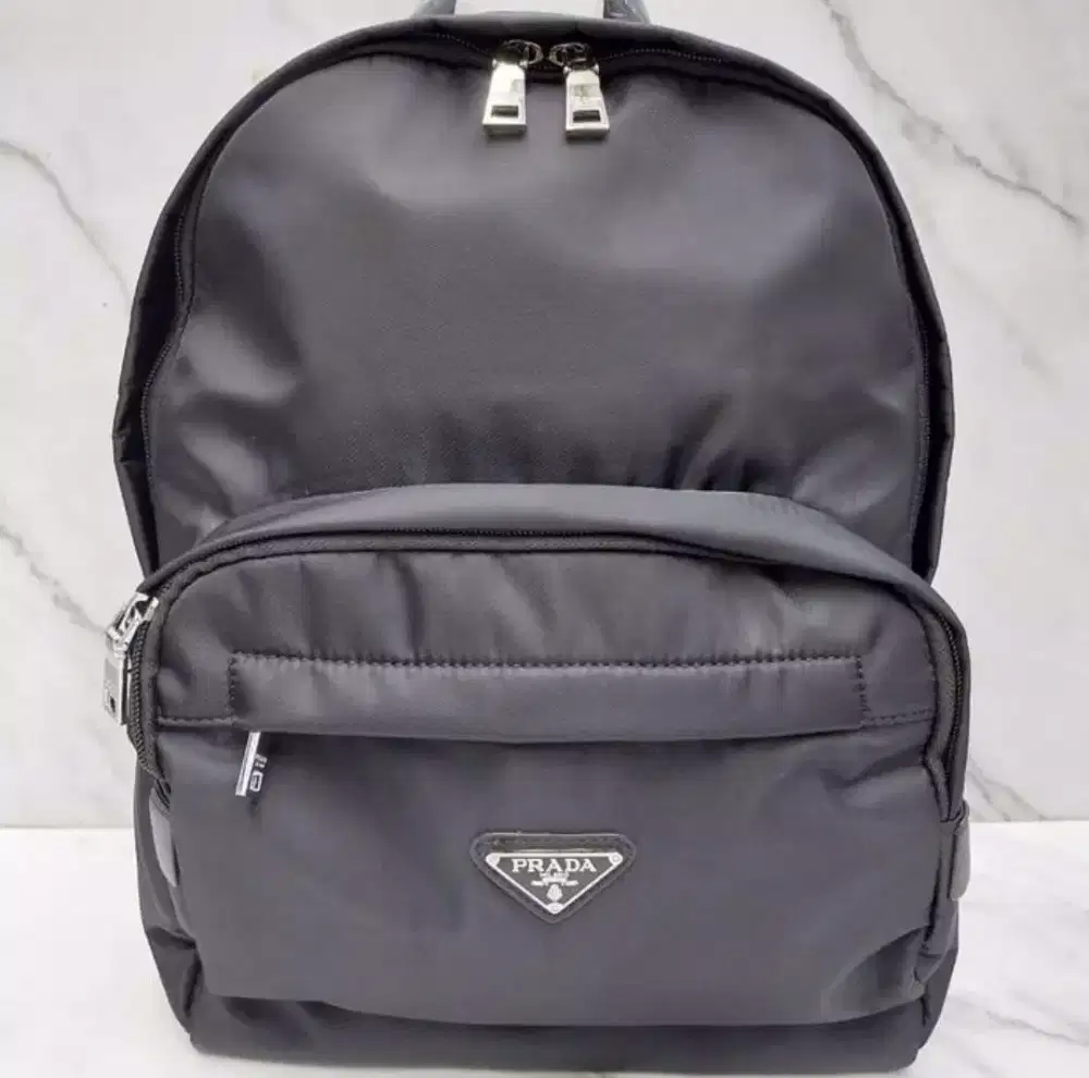 Tas ransel backpack pria prada black