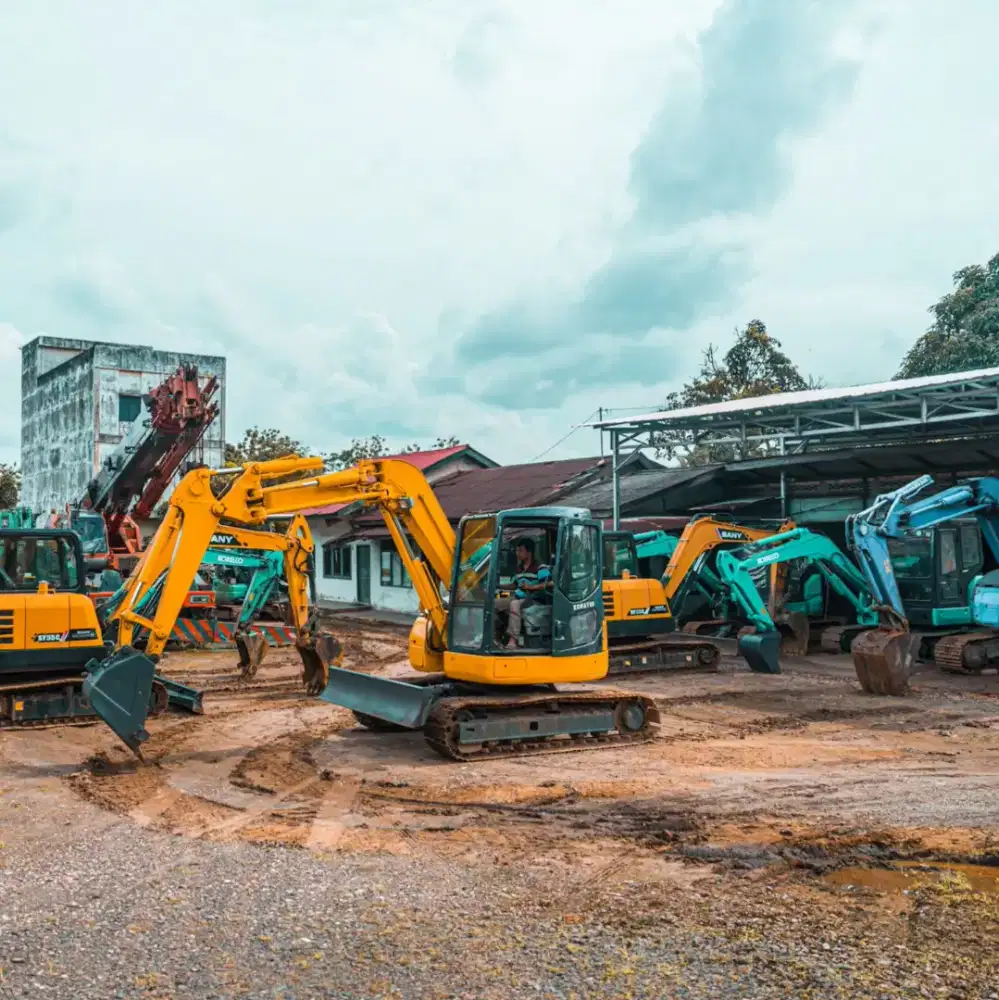 Sewa Rental jual alat berat excavator sany, kobelco,komatsu,liugong