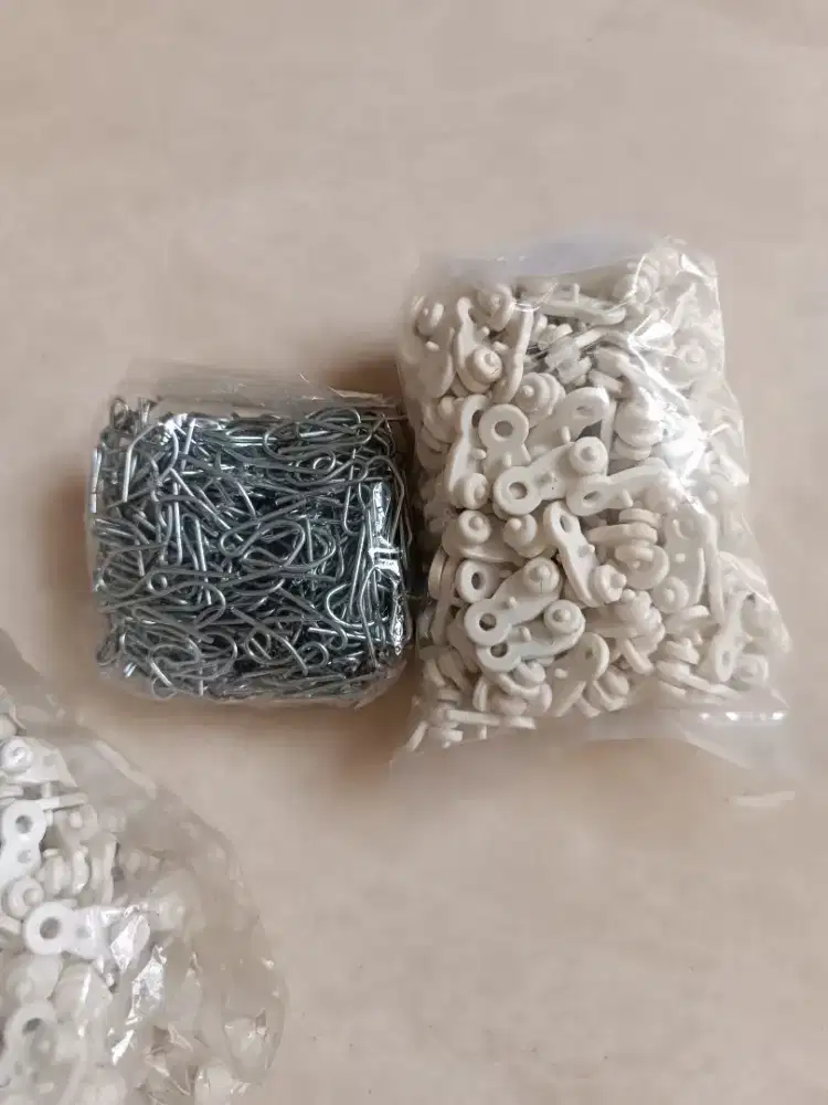 Kawat S dan Roda T Gorden 100 Pcs 50 kawat S + 50 Roda T kaitan gorden