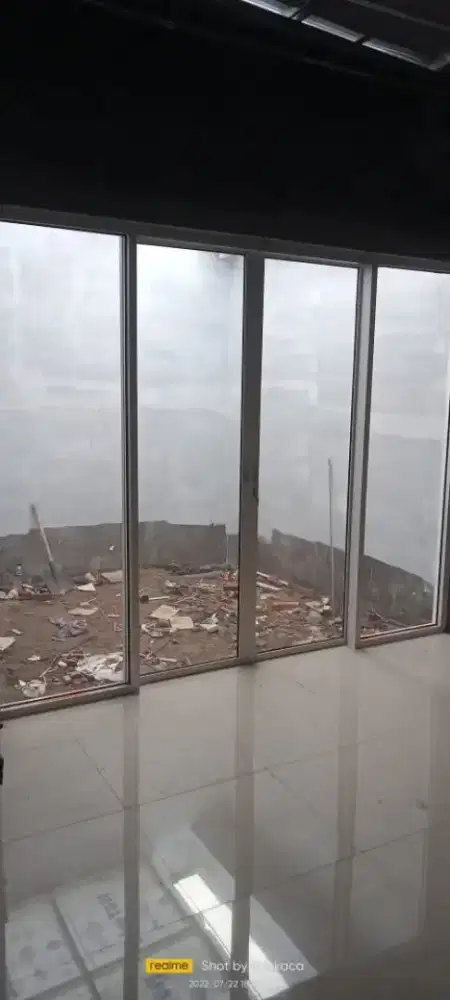 Pintu sekat partisi kaca