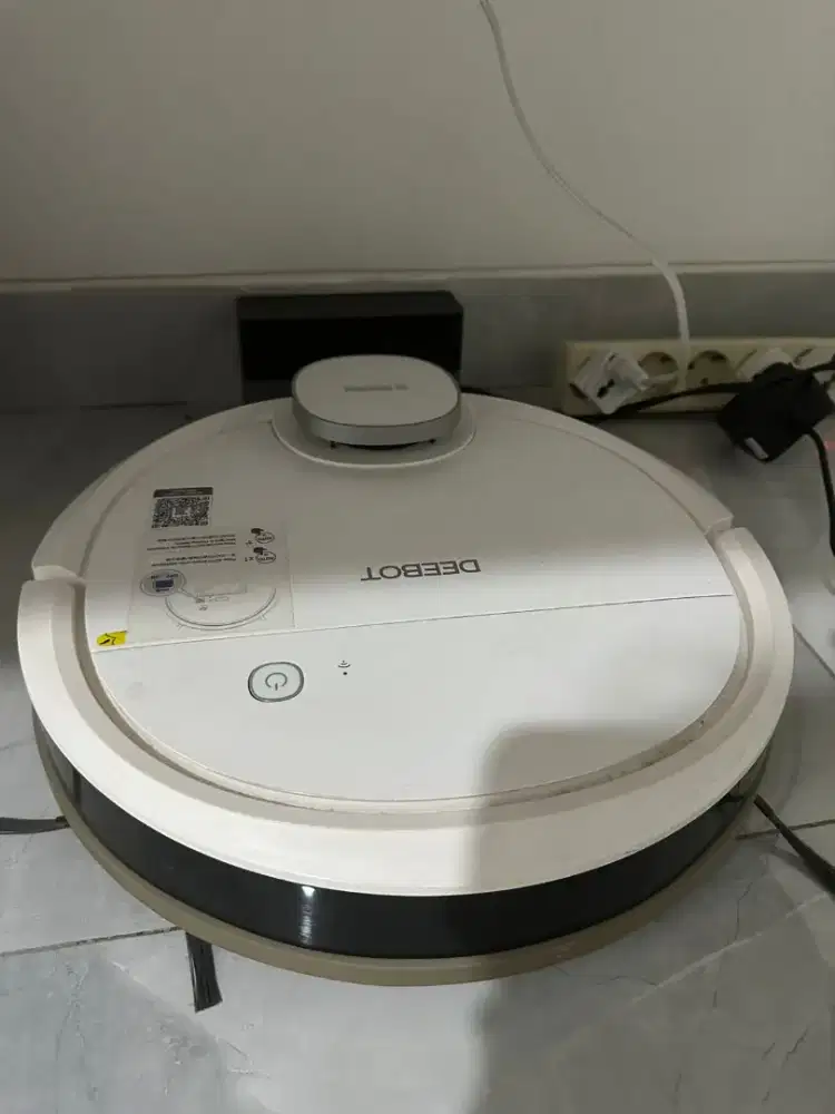 Deboot ecovacks white