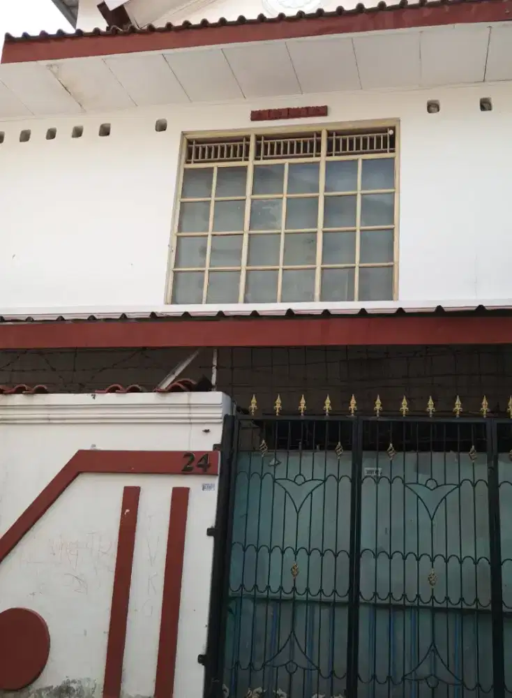 Rumah hoky dijual  lokasi kemanggisan ilir anti banjir