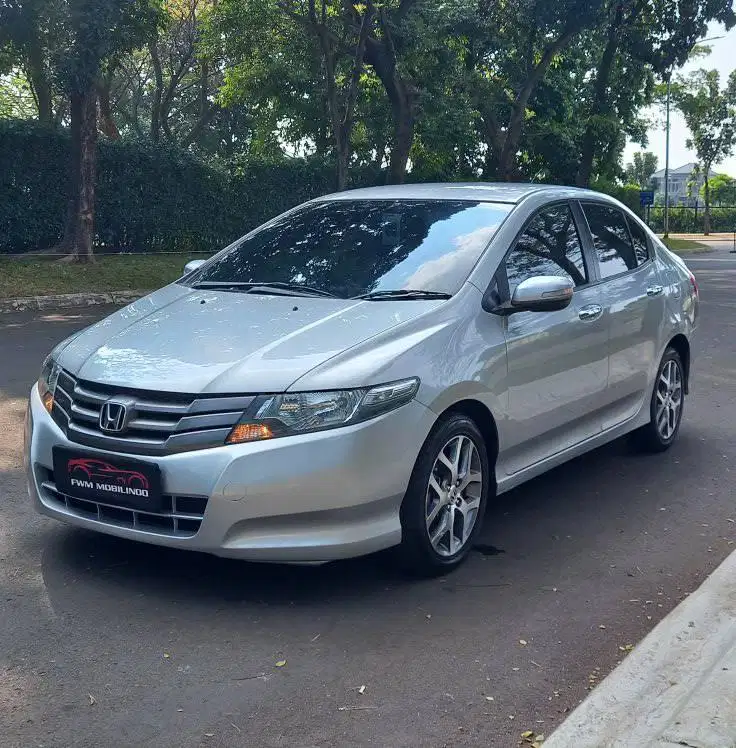 honda city e AT 2009 silver, mulus