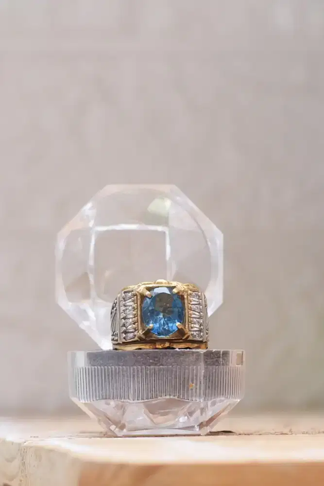 Cincin Blue Topaz London