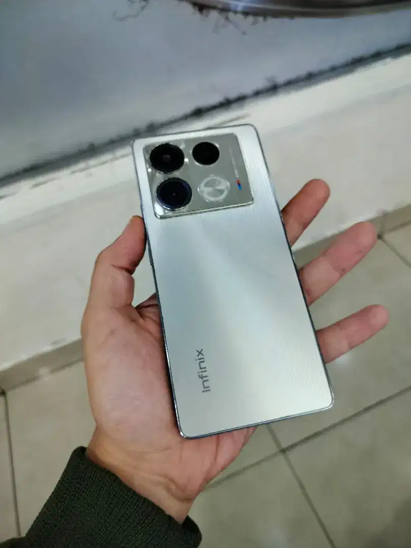 Infinix note 40 8/256 unit only