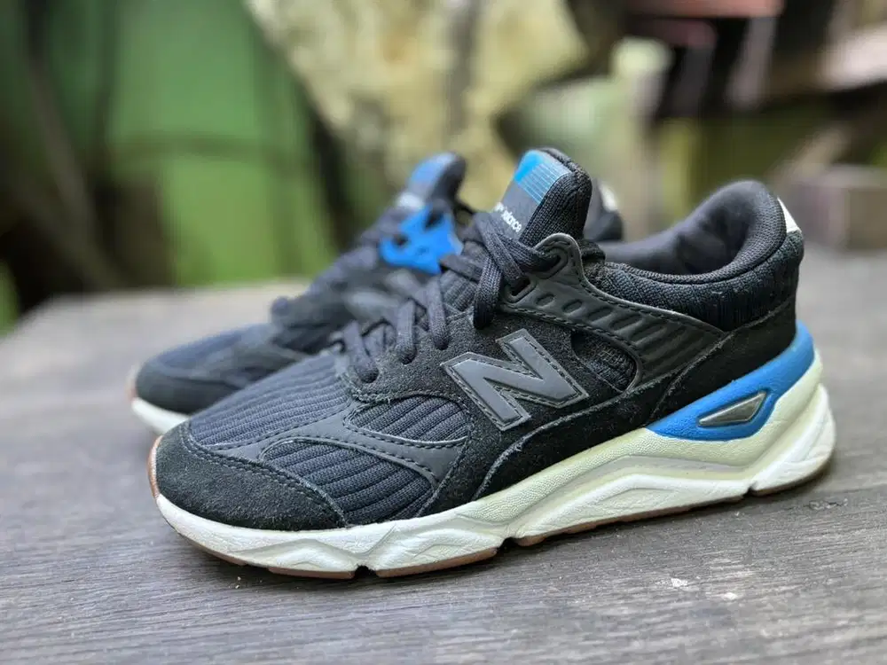 Sepatu New Balance X-90