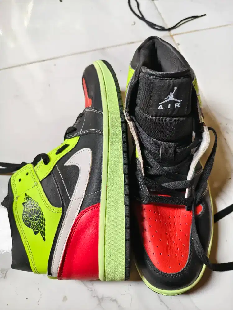 Sepatu Nike second 4