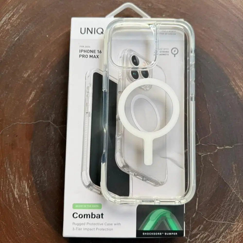 Case HP iPhone 16 Pro Max Uniq Combat White