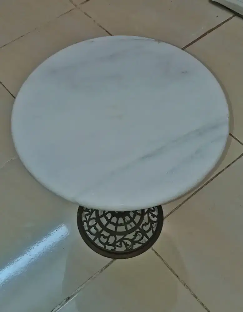 Meja Marmer Mini Corner Antik!