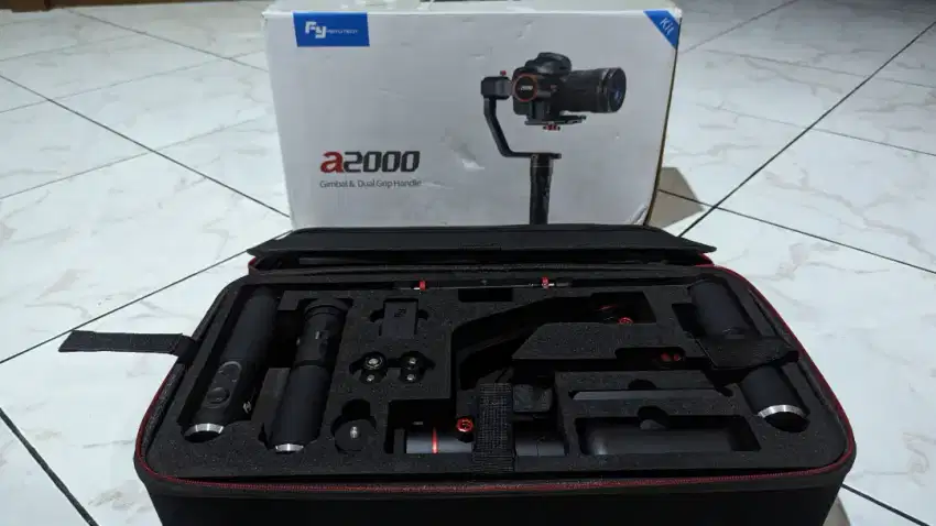 Feiyu Tech A2000 3-Axis Handheld Gimbal3