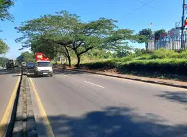 Tanah darat pinggir jln Raya Bandung Garut Cicalengka