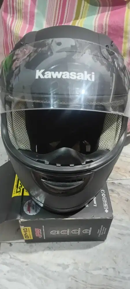 Helm fullface kawasaki