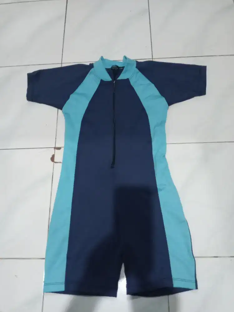 Baju renang seperti baru