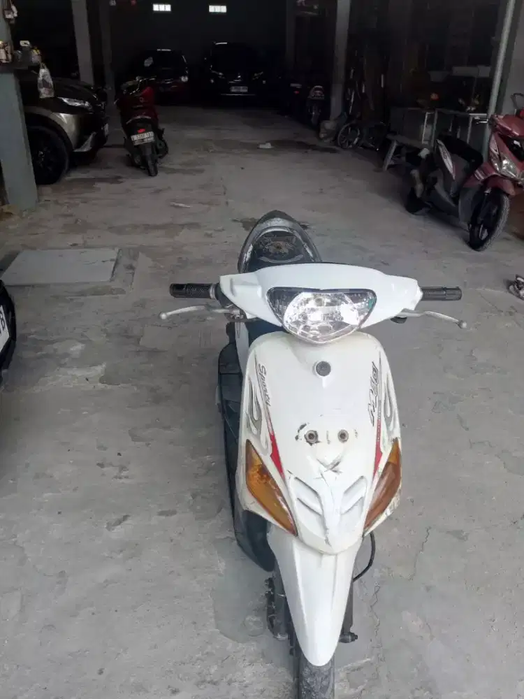 Yamaha Mio sporty putih