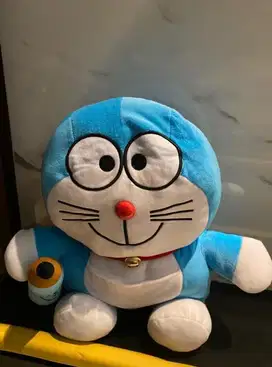 (READY.SIAP.KIRIM) Boneka Doraemon JUMBO XL ( FREE PAPERBAG )