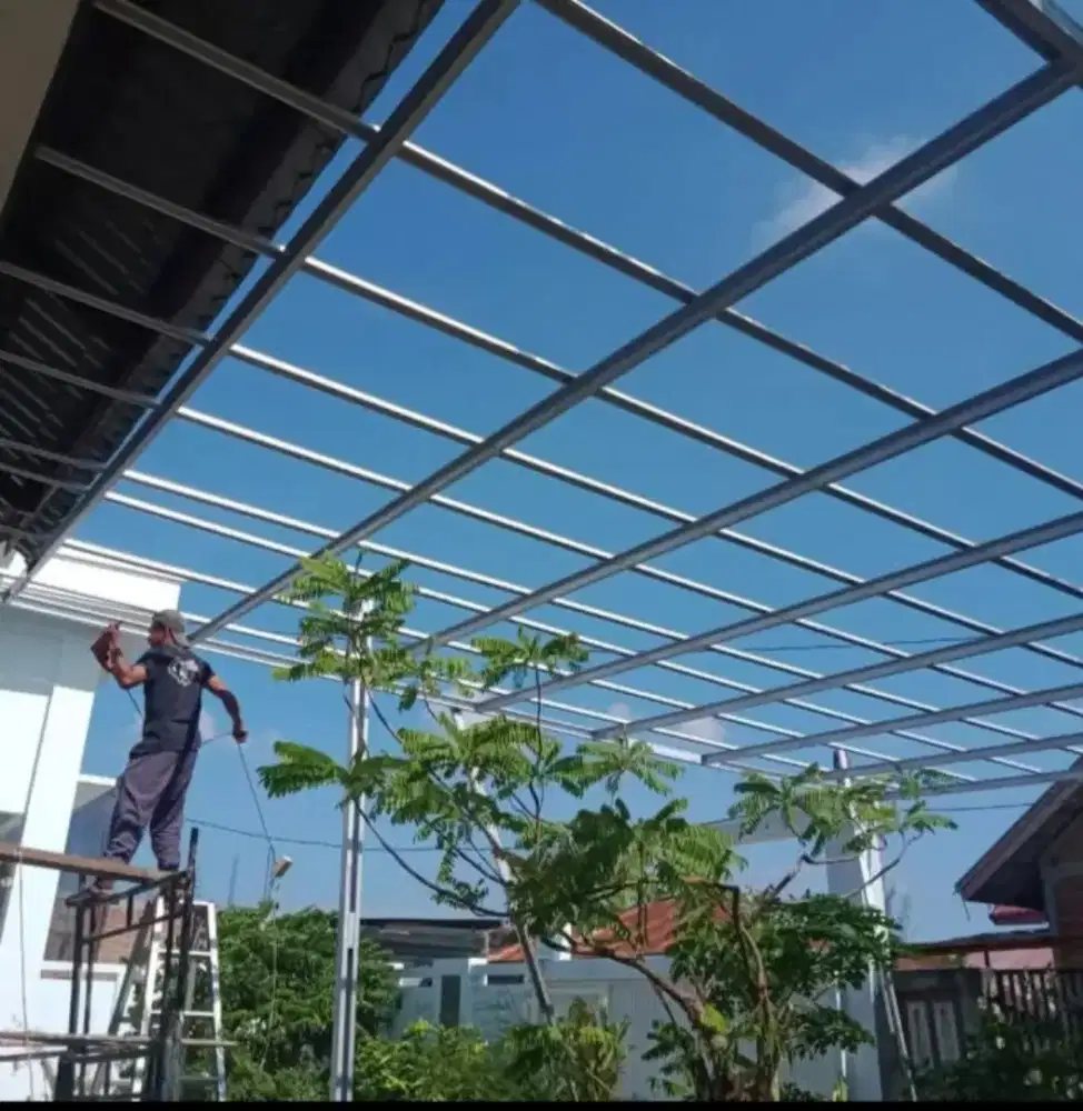 Pemasangan kanopi baja ringan minimalis