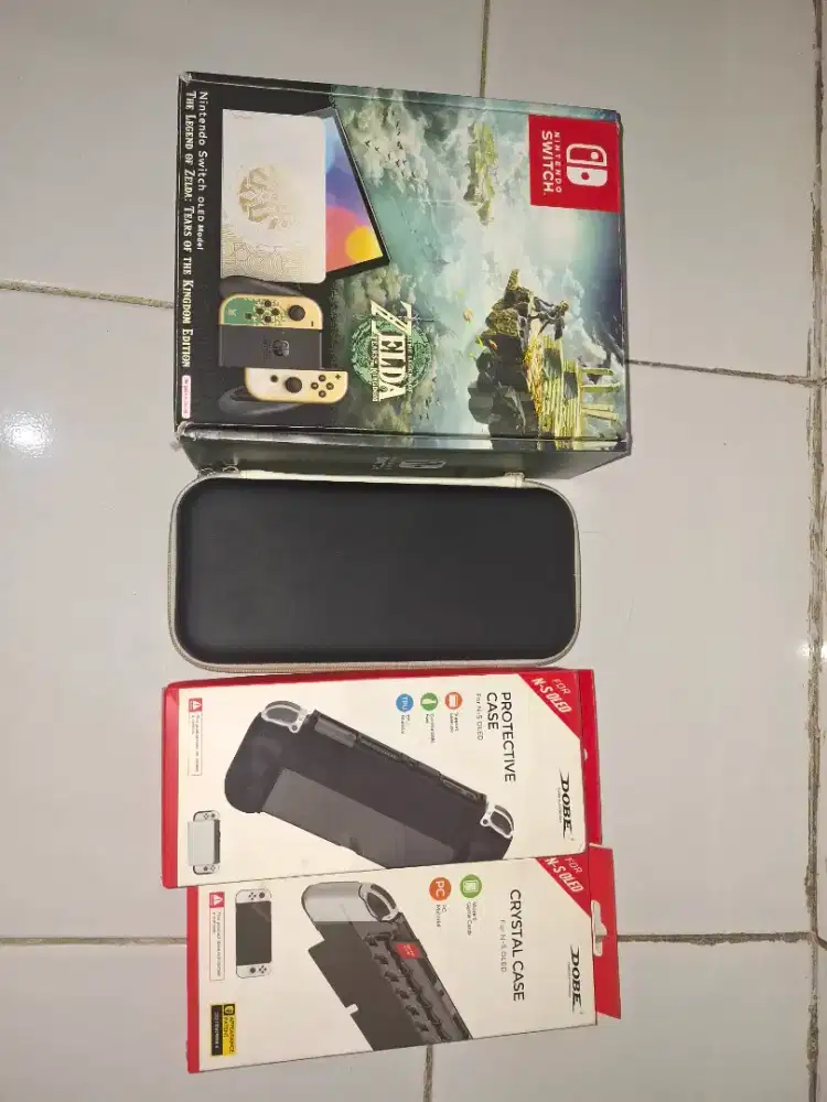 Nintendo switch oled zelda full set plus plus