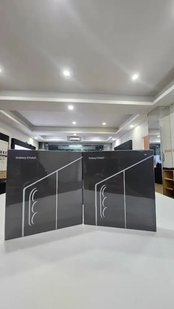 NEW SAMSUNG GALAXY ZFOLD 7 12/512GB SILVER SHADOW DISKON 8JT SEIN