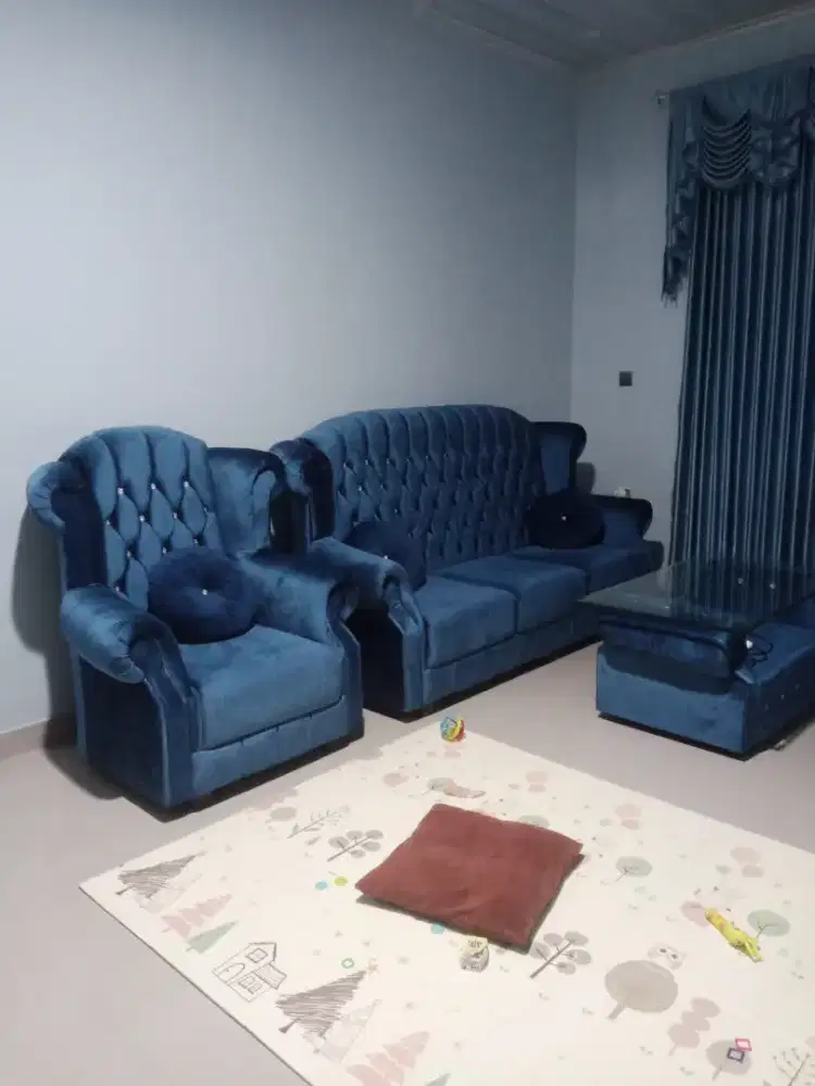 sopa gede ruang tamu