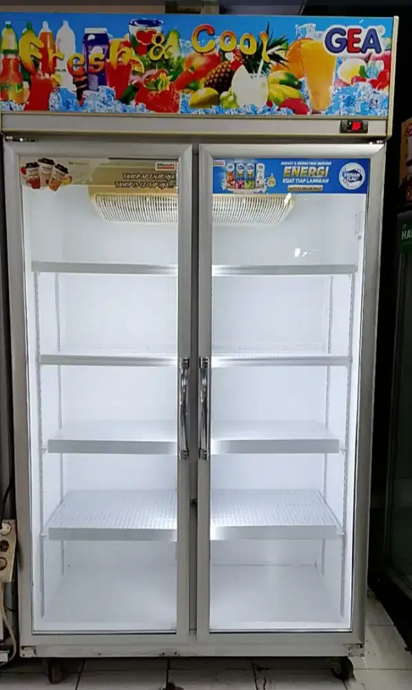 Showcase chiller GEA 2 pintu