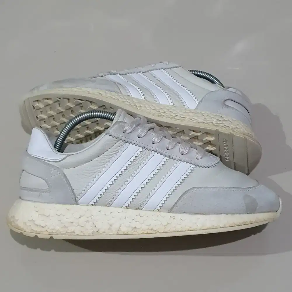 Adidas iniki boost suede leather size 40,5