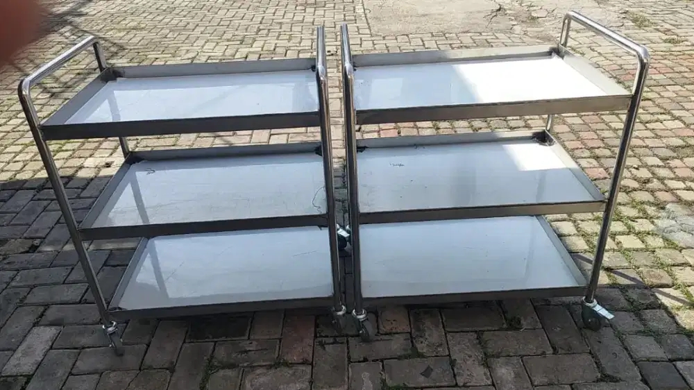 Troley Stainless Steel 3 Susun uk.50x70xT.90 cm