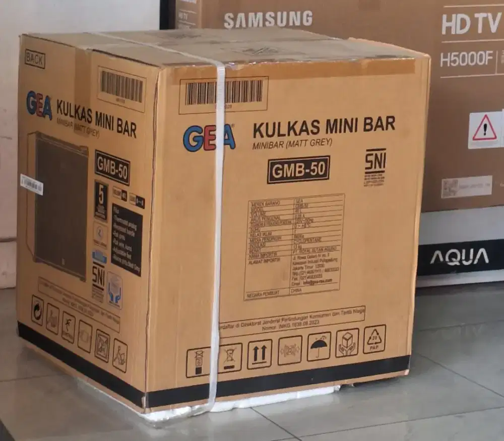 Kulkas Minibar Gea GMB-50