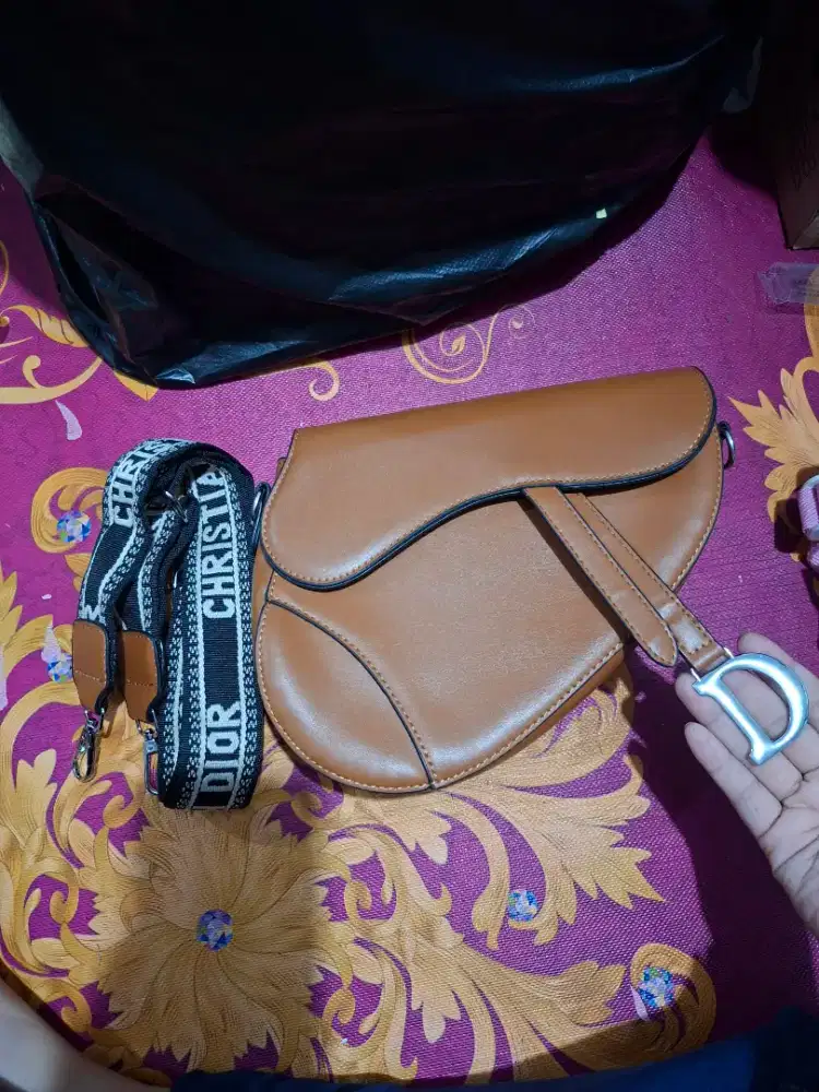 Tas sling dior coklat