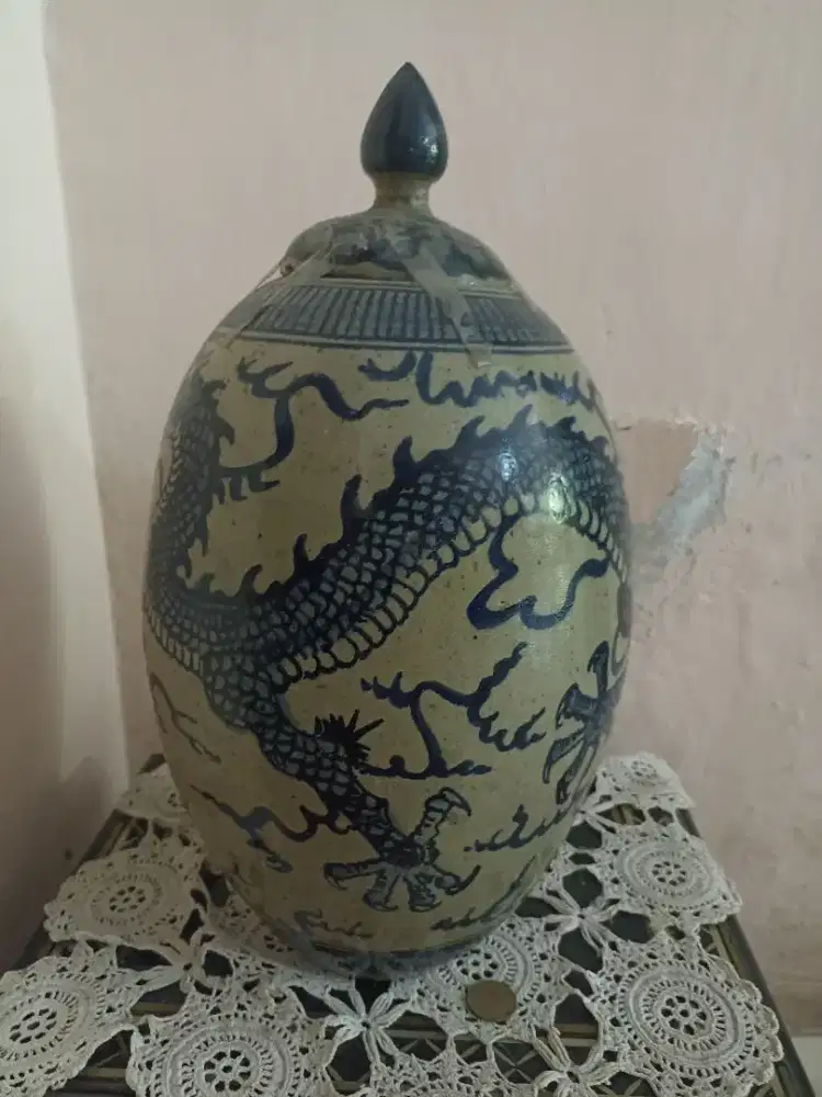 Guci naga antik tinggi 45 cm