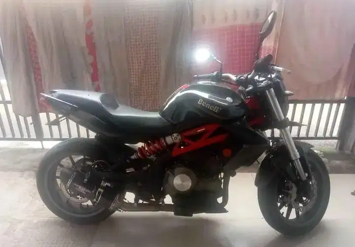 Jual BU benelli TNT 250