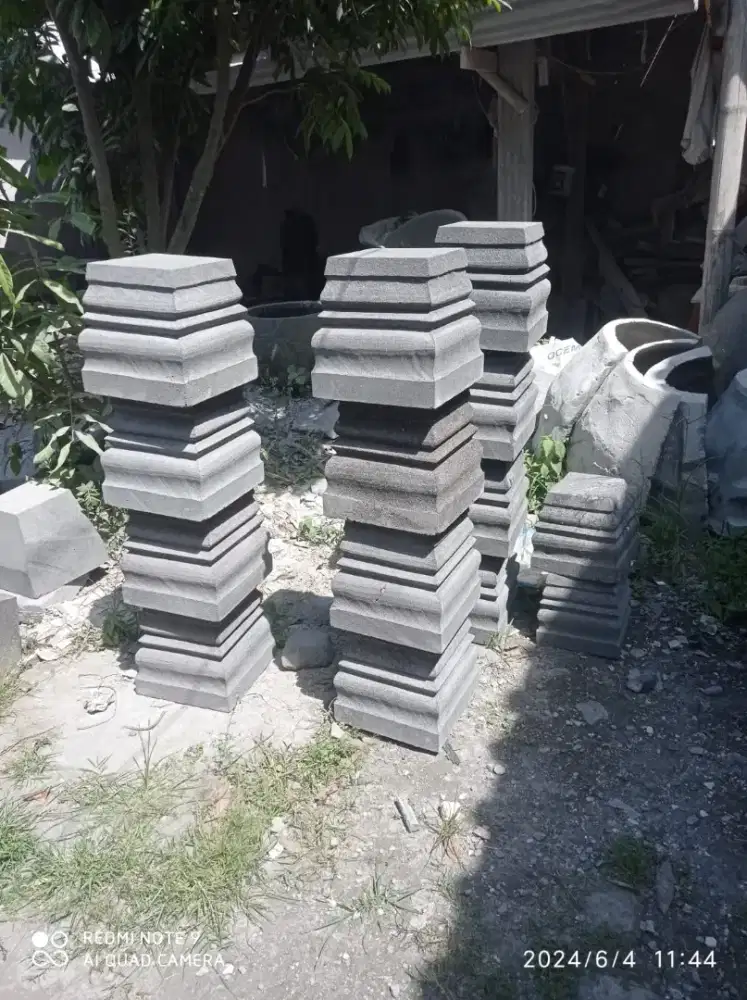 Umpak Polos dan Ukir tinggi 25cm