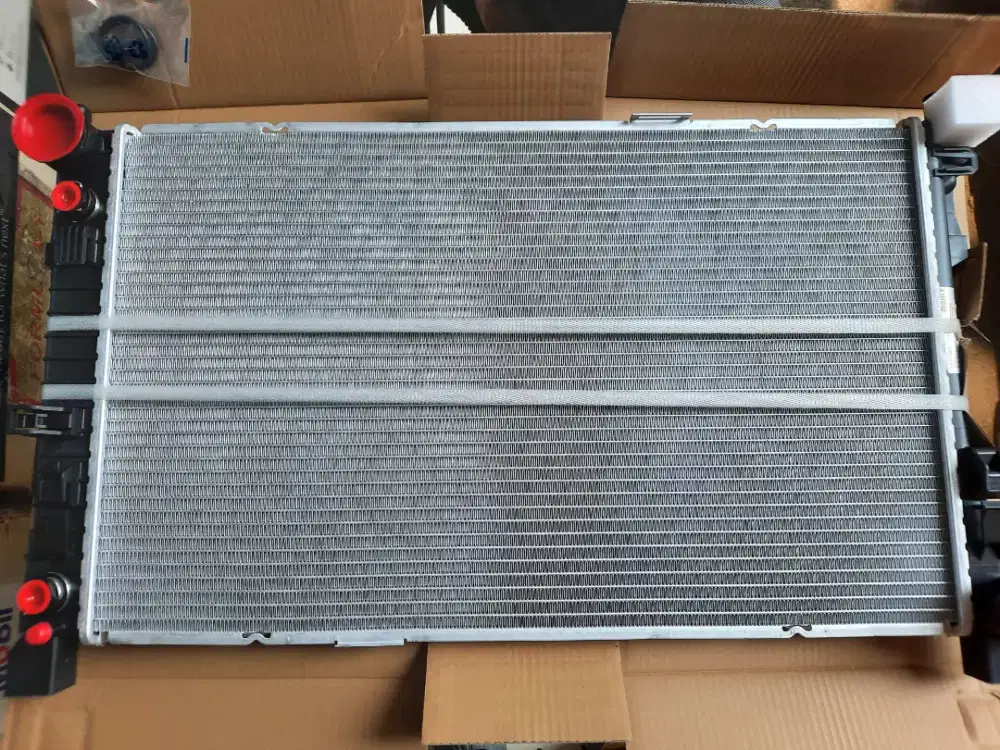 Radiator MAHLE/BEHR For Mercedes-Benz W203 Type C Class & CL Class