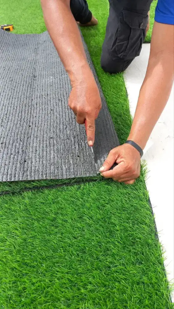 Jual rumput sintetis murah lembut dan tebal