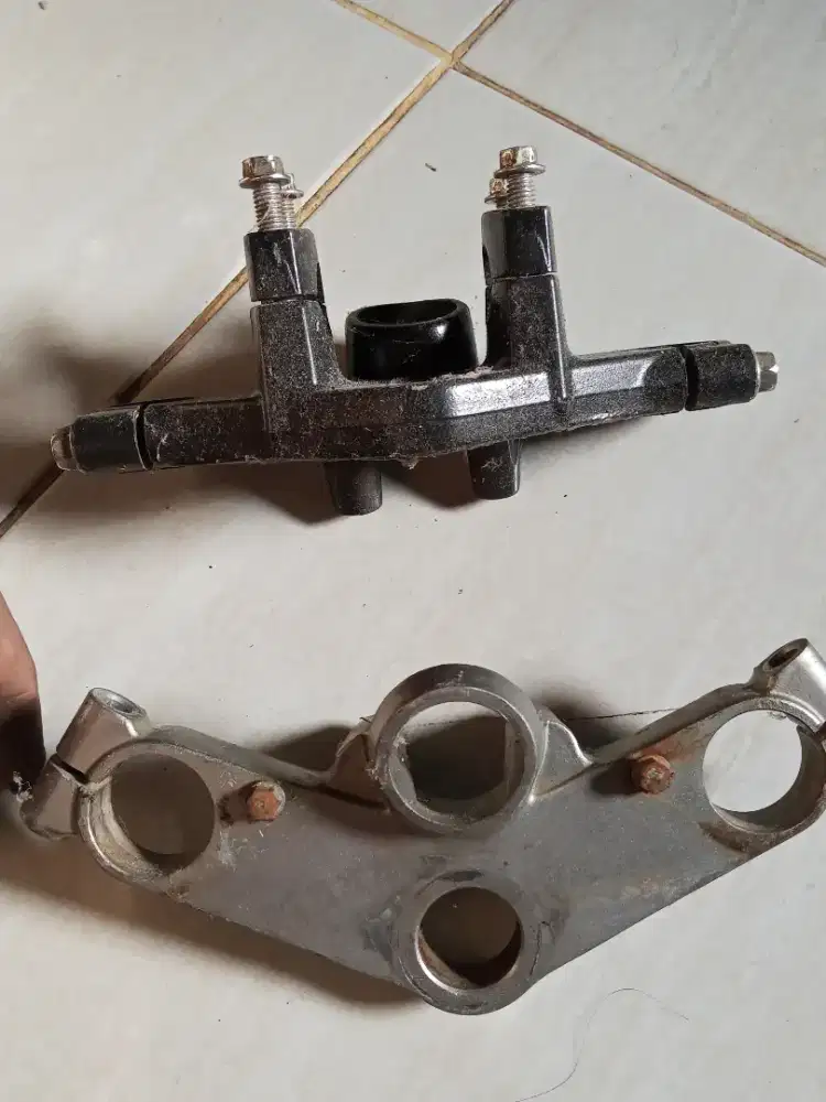 Knalpot dan part Kawasaki ninja 2t