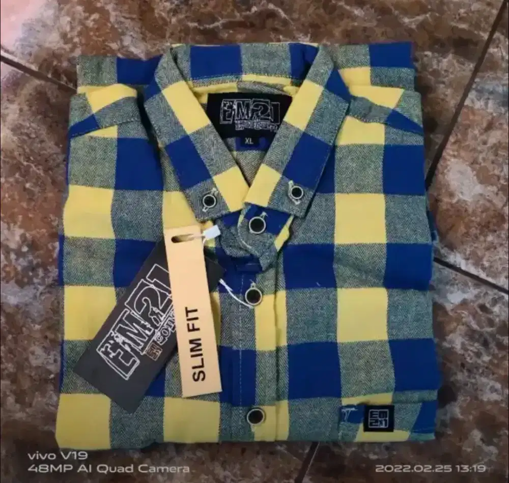 Kemeja Kotak Kota Biru Kuning
